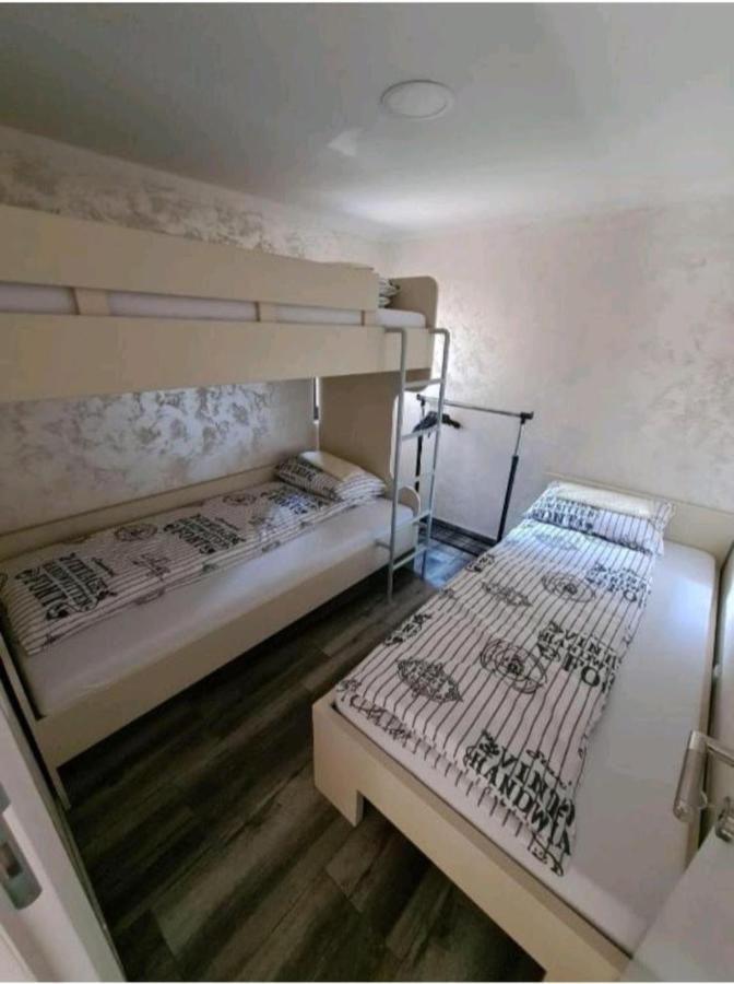Apartmani Nevena Divcibare Luaran gambar