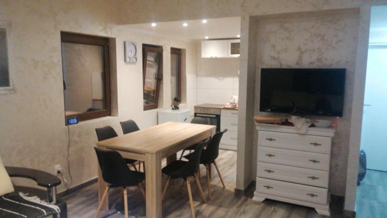 Apartmani Nevena Divcibare Luaran gambar