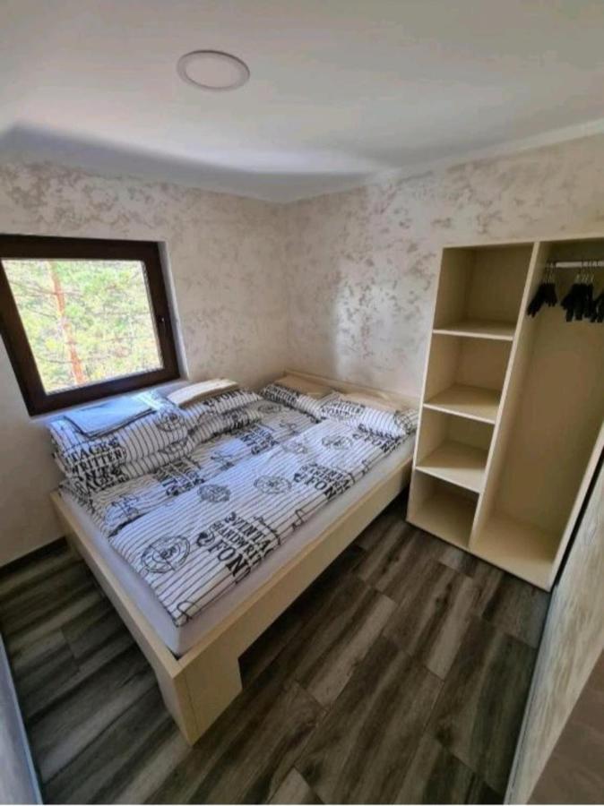 Apartmani Nevena Divcibare Luaran gambar